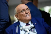 Trump indulta a Giuliani por su participación para intentar anular el resultado electoral de 2020