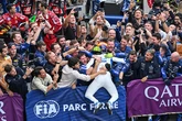 La euforia desatada de Carlos Sainz en Bakú: séptimo año seguido en el podio, récord con Prost y revancha sobre Hamilton