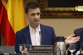 El presidente de RTVE se revuelve contra los ataques a la televisión pública y lanza un contundente mensaje: "En esta partida hay muchos peones"