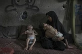 La "hambruna" afecta a medio millón de personas en Gaza: "Uno de mis hijos parece más pequeño ahora que hace tres años"