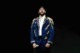 Bad Bunny bate otro récord al mantener 20 semanas tres canciones en la cima del ranking Hot Latin Songs