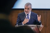 El alcalde de Barcelona reivindica "el cambio de etapa" en la ciudad en un "momento de rencuentro y unidad" que pide "priorizar por encima de quimeras"