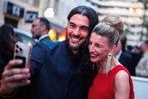 Yolanda Díaz luce 'escotazo' en Cannes y presume de figura
