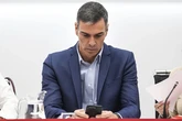 Los críticos del PSOE exploran montar una corriente formal interna con los avales que exige la dirección
