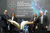 La selección de pelota de Euskadi celebra que se enfrentará en pelota a España por primera vez el 4 de junio gracias a Sánchez