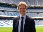 Álvaro de la Lama, la estrella de Real Madrid Tv padre de cuatro hijos y poco 'nocturno': "Nos preguntan que si somos del Opus"