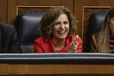 Hacienda presiona a las CCAA e incumple el plazo para transferirles 10.000 millones