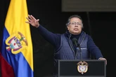 Gustavo Petro: le acusan de ser adicto a las drogas y él se quita la papada