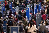 Iberia lanza una campaña con descuentos de hasta 300 euros para viajar a Estados Unidos en pleno endurecimiento de la política de inmigración