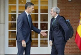 Choque total entre Clavijo y Sánchez por incumplir la sentencia del Supremo que obliga al Gobierno a acoger a 1.200 menores