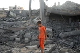 Mueren 28 palestinos, incluidos cuatro niños, en varios bombardeos israelíes en Gaza