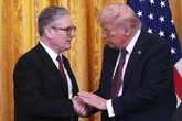 Reino Unido cambiará su 'tasa Google' a cambio de que Trump baje los aranceles del acero y los coches
