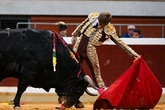 Borja Jimenéz desoreja a un gran garcigrande y pone el broche de oro en Logroño