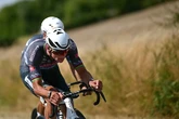 Van der Poel honra al ciclismo y roza una gesta única camino de Chateauroux