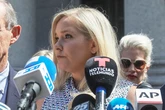 La familia de Virginia Giuffre pide explicaciones a Trump tras decir que Epstein la "robó": "Nos preguntamos si estaba al tanto"