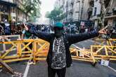 Caos en el centro de Buenos Aires con una manifestación a favor de los jubilados que sumó barras bravas del fútbol argentino