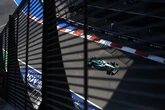 Fernando Alonso saca el dedo a Aston Martin y señala a la FIA por "mirar para otro lado"