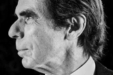 Aznar: "Derogar el sanchismo no es practicarlo en sentido inverso, sino llevarle la contraria y abandonar la polarización"