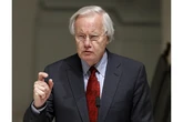 Muere a los 91 años Bill Moyers, es secretario de prensa de la Casa Blanca y mítico presentador de televisión en EEUU