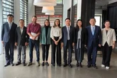 Pablo Iglesias abraza la propaganda de China: emitirá "informativos" y "programas" de la televisión oficial del régimen
