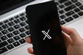 Musk apunta a WhatsApp y anuncia XChat, un servicio de mensajería