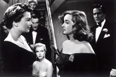 75 años de Eva al desnudo: cuando la trepa se viste de mosquita muerta