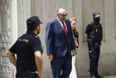 El juez del caso Koldo en el Supremo prorroga la investigación hasta marzo de 2026 ante "el muy significativo volumen de material intervenido" aún pendiente de analizar