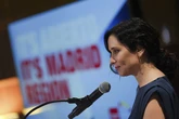 Ayuso ve a Sánchez "acorralado" tras el ingreso en prisión de Santos Cerdán: "La corrupción le tiene atado a la silla"