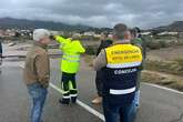 Buscan a un hombre arrastrado por la corriente al desbordarse la rambla de Ramonete, en Lorca, por las fuertes lluvias