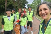 75 años de la Guerra de Corea: la misionera youtuber española que enseña a los refugiados norcoreanos cómo vivir en un país libre