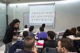 La OCDE destaca dos lacras de la educación española: un tercio de los adultos con bajo nivel de comprensión lectora y de nuevo en cabeza de la UE en 'ninis'