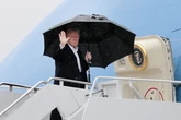 Las duchas besan el culo de Trump