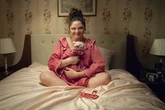 Megan Stalter, la musa de Lena Dunham que rechaza el Ozempic: "Prefiero pesar 225 kilos antes que cagarme todo el día""
