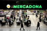 Mercadona deberá readmitir a una trabajadora despedida mientras estaba de baja por sufrir acoso