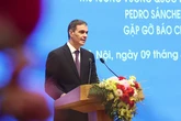 Sánchez ve la tregua arancelaria de Trump como "una puerta a la negociación" y defiende el día que llega a China un "mundo de puertas abiertas" tras el ataque a España