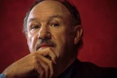 A subasta los objetos personales de Gene Hackman: de sus Globos de Oro a esculturas de Rodin o una diana valorada en 10 dólares