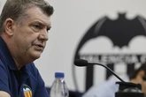 Los mensajes de Ron Gourlay al vestuario del Valencia: más liderazgo, más competencia y Europa será una exigencia para estrenar el Nou Mestalla