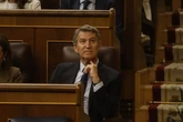 Feijóo roza los 150 diputados en el Congreso con un Vox también al alza, Sánchez resiste en su peor mes y Junts baja a cinco escaños