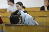 El Gobierno asume la falta de plazas en la universidad pública sin dar soluciones: "Hay familias que tienen que pedir un préstamo para hijos con notas buenísimas"