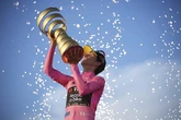 Simon Yates y un Giro contra todo pronóstico: forjado en el velódromo, indistinguible de su gemelo Adam y fichado para proteger a Vingegaard