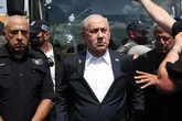 Netanyahu visita la zona del atentado de Jerusalén: "Atraparemos a todos los asesinos"