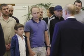 Se cumple un año del gran canje de prisioneros entre Estados Unidos y Rusia: "Putin es el negociador de prisioneros más experimentado del mundo"