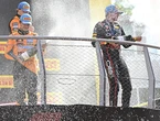 Verstappen contiene la risa y McLaren defiende sus 'papaya rules': "Mostramos nuestros valores y principios"
