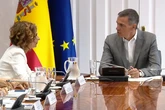 Rebelión autonómica contra los privilegios del PSOE para Cataluña con la inmigración y la financiación