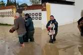 Así ha sido el rescate de varias personas y sus mascotas por las lluvias en Cártama (Málaga)