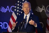 Biden advierte que el Gobierno de Trump está dando "un hachazo" a la Seguridad Social y ha causado "mucho daño" al país "en menos de 100 días"