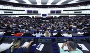 La corrupción del PSOE llega a Europa: "Si algo así ocurriera en mi país, Suecia, el primer ministro dimitiría y convocaría elecciones. Mr. Sánchez, la fiesta is over"