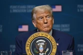 Trump anuncia aranceles generalizados del 10% a los "países pequeños"