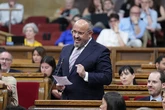 El líder del PP catalán y Génova llegan a un acuerdo sobre la política de pactos: "irrenunciable" defender la nación