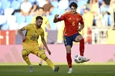España evita un sofoco en un arreón final ante Rumanía